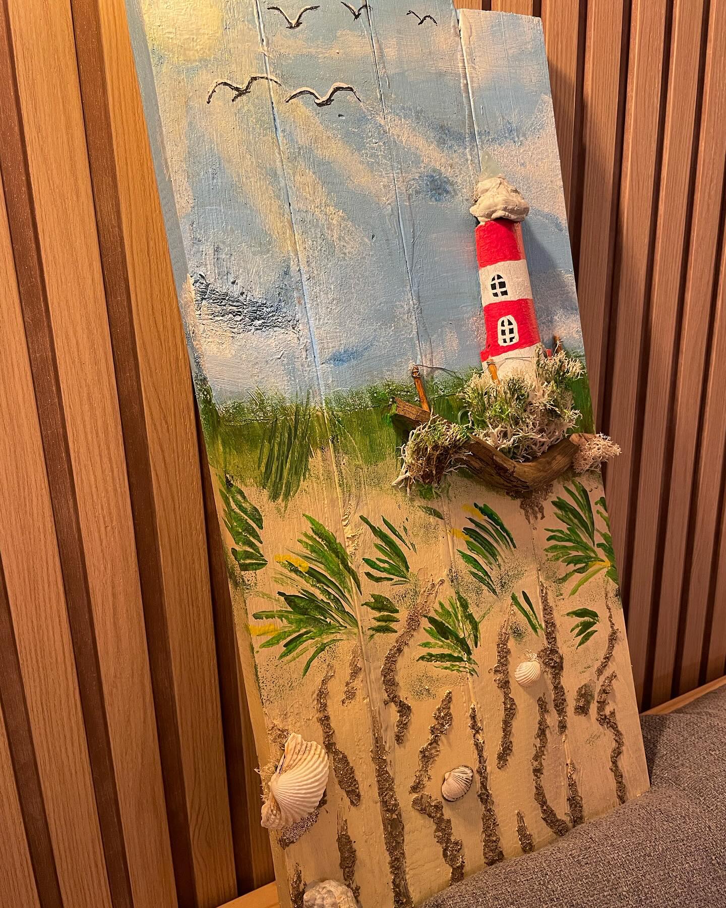 Latarnia wśród traw - zdjęcie 3