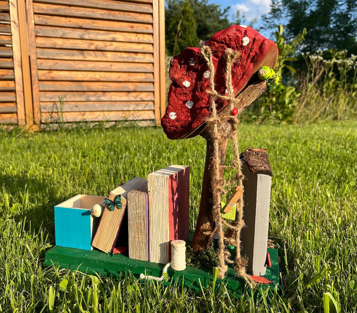 Biblioteczka Czarownicy - zdjęcie 3