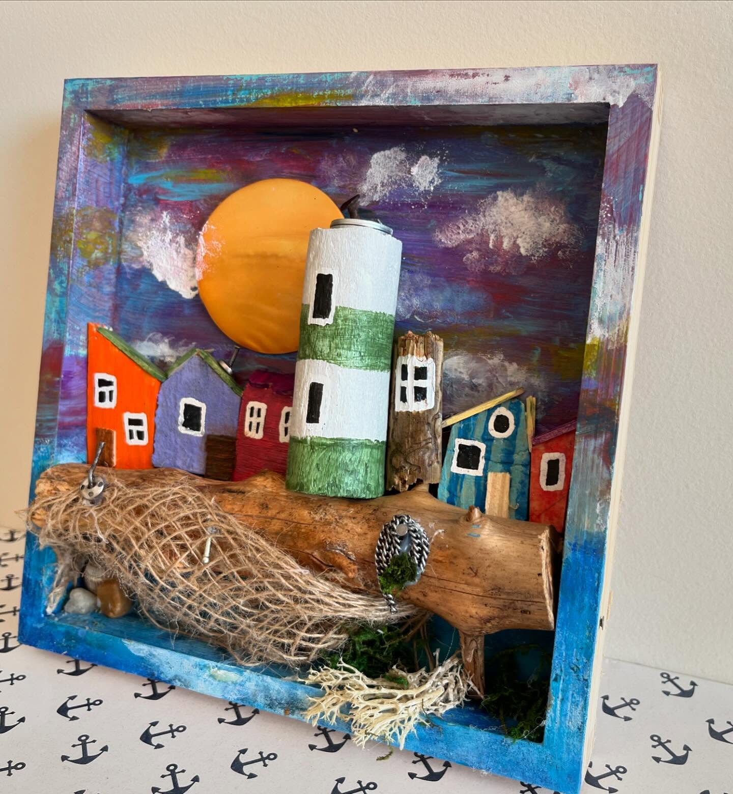 Latarnia nad Tęczowym Brzegiem - zdjęcie 4